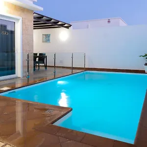Eris Villa Puerto del Carmen (Lanzarote)